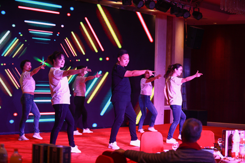 大禹漢光2018年“同心同行，共創(chuàng)未來”主題年會圓滿成功